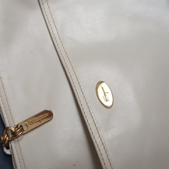 Vintage Ferragamo  crossbody - Picture 16 of 16